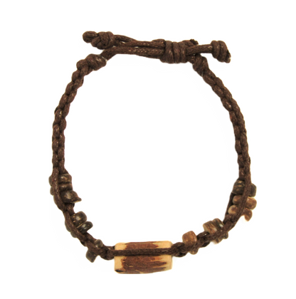 BR0008 BRACELET WOOD BEADS MACRAME