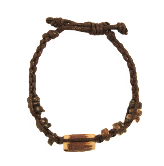 BR0008 BRACELET WOOD BEADS MACRAME
